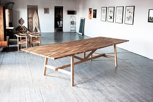 Langbord.
Genanvendt massiv egetræ